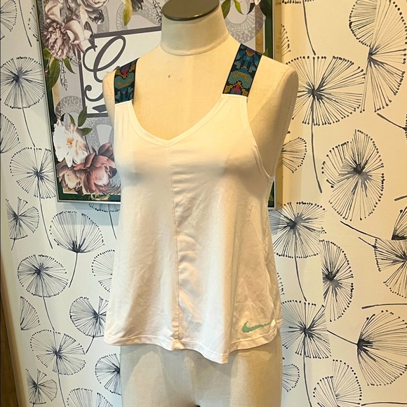 Nike Tops - NIKE XS White Sleeveless Top with Patterned Straps